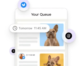 App móvil de Postlane con varias cuentas de redes sociales y una cola de publicación.